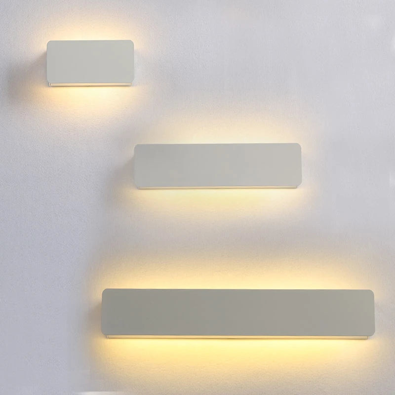 Éclairage d'appoint avec applique murale LED dans un salon