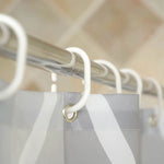 rideau douche moderne géométrique gris blanc imperméable crochets toile bain large choix dimensions respectueux