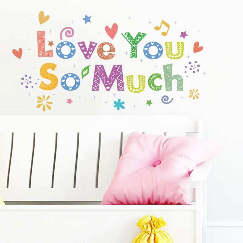 autocollant mural multicolore lettres stylisées motifs décoratifs enfantins résistant l'eau pvc