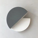 Applique murale LED orientable 360° allumée