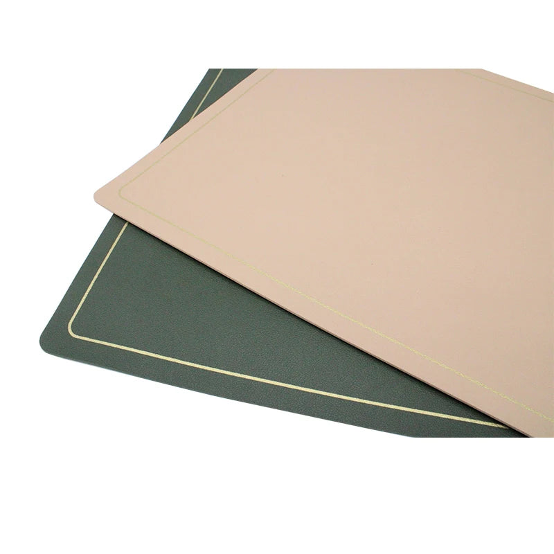 tapis imperméable antidérapant chien motif patte nom personnalisable vert beige marron moderne lavable