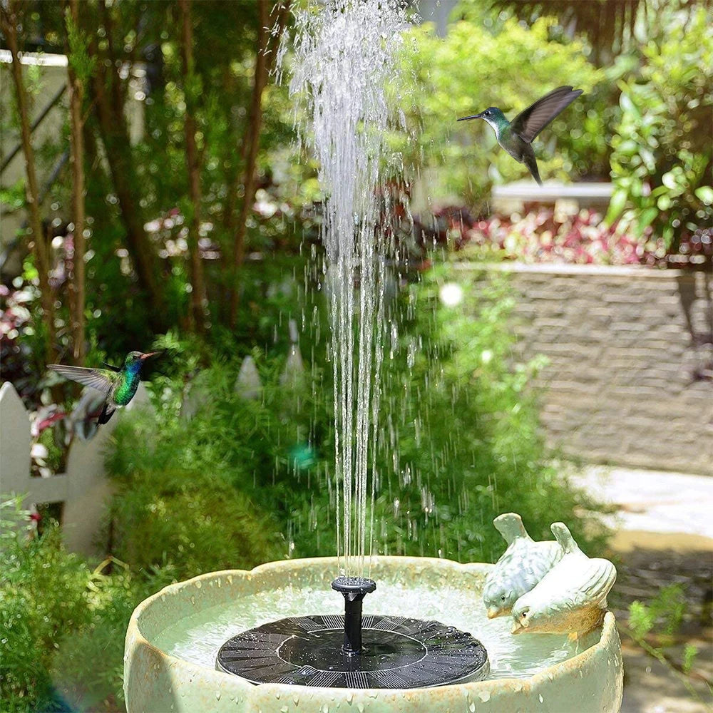 fontaine solaire moderne noire cellules photovoltaïques quatre têtes pompe diffuseur batterie amovible rechargeableextérieur