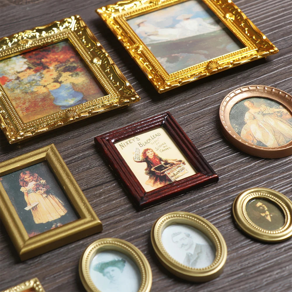 miniature cadre photo vintage décor maison poupée résine doré portrait floral accessoire miniature