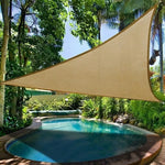 Protection solaire pour piscine avec voile triangulaire