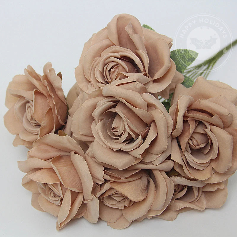 bouquet roses artificielles violettes blanches rose pâle mariage anniversaire décoration intérieure classique