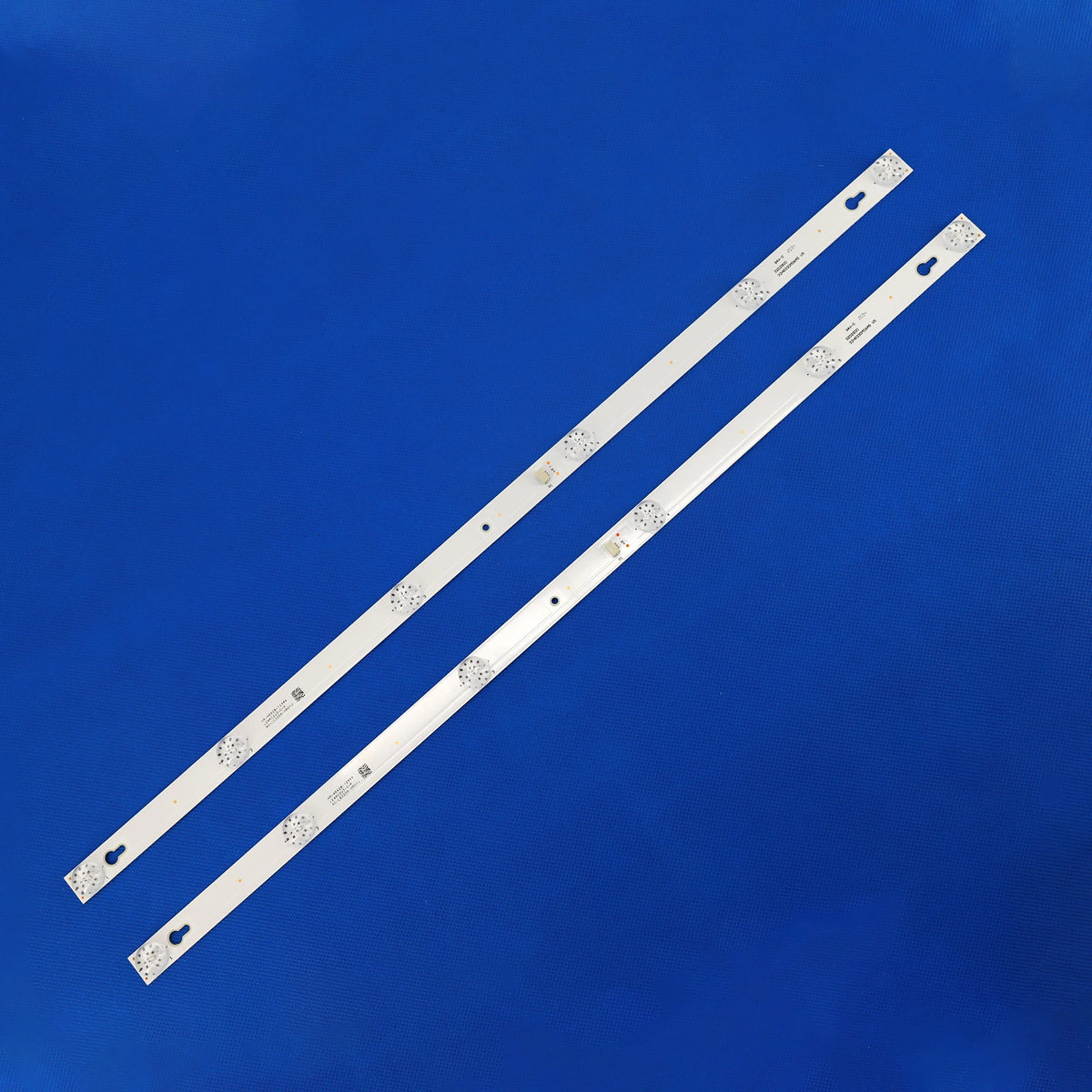 bande lumineuse led blanc points noirs moderne connecteurs dorés 6v 32 pouces aluminium substrat