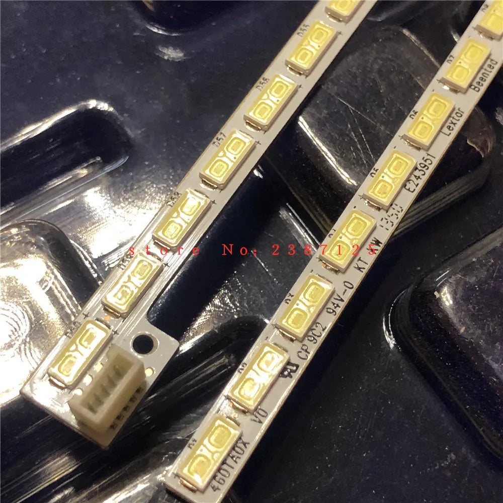 ruban led blanc carrés dorés moderne adhésif connecteurs électriques professionnel flux lumineux décoration