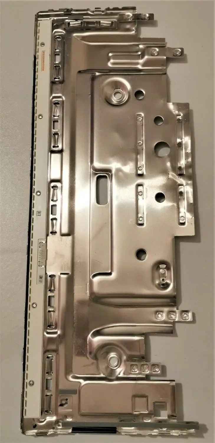 bande led blanche moderne sans câble boîtier aluminium bouton poussoir connecteur qr code