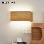lampe murale moderne bois naturel clair texture bois opacité éclairage chambre cuisine fixée mur