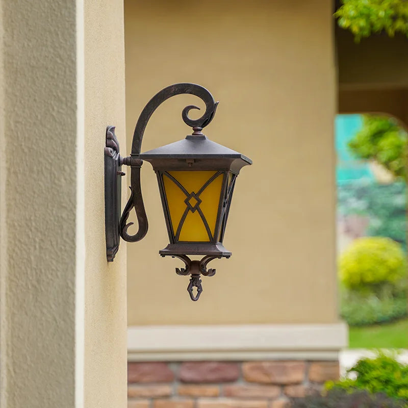 lampe murale vintage noire jaune classique éclairage cuisine chambre entrée étude écrou métallique