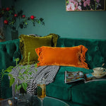 taies d'oreiller décoratives velours vert olive respectueuses environnement élégant maison fixation coussins
