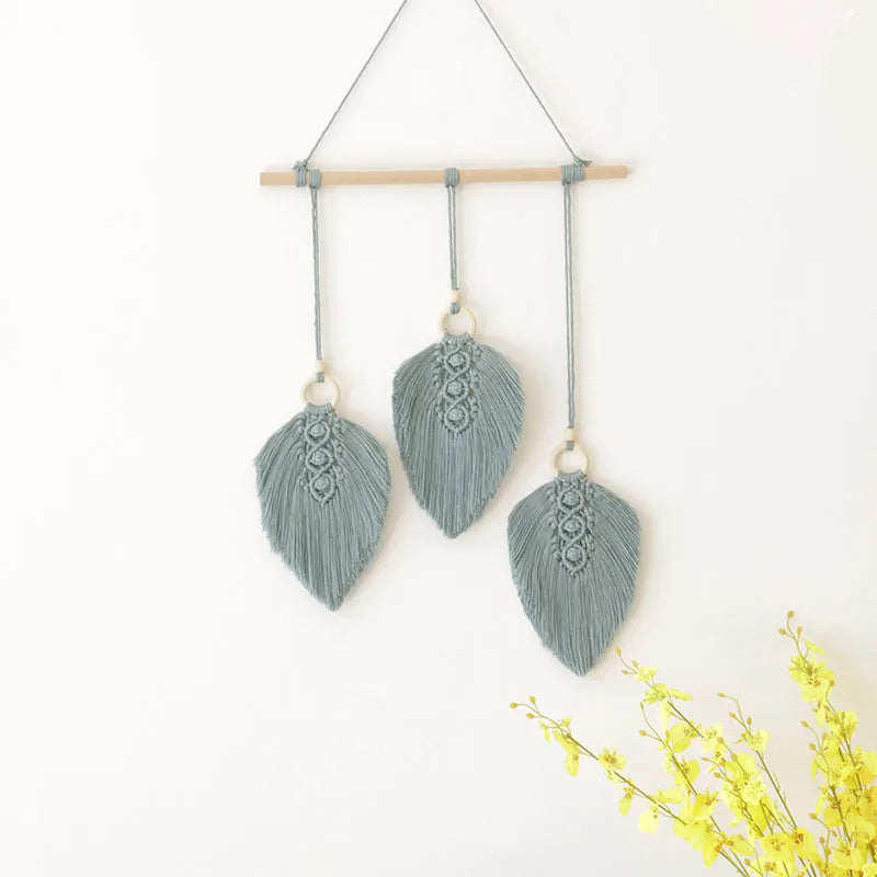 décoration murale boho feuilles brodées franges gris blanc jaune rose marron opacité trois pièces