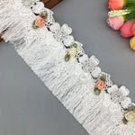 ruban dentelé franges fleurs artificielles noir blanc rose pâle vintage romantique mariage