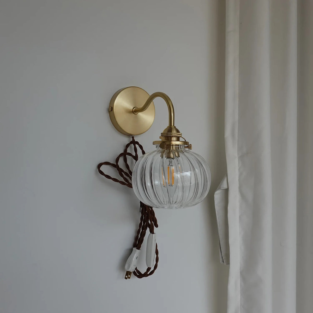 lampe murale moderne or transparent interrupteur cordon certification ul ccc cqc vde fcc cem