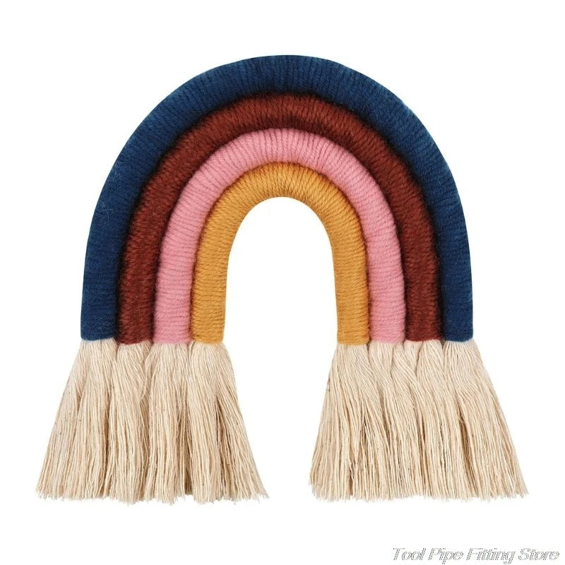 décoration murale arc ciel tissé franges boho chic marron beige bleu marine rose clair