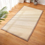 tapis fibre bambou moderne beige clair foncé tissage bordure contrastée salon maison