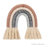 décoration murale arc ciel tissé franges boho chic marron beige bleu marine rose clair