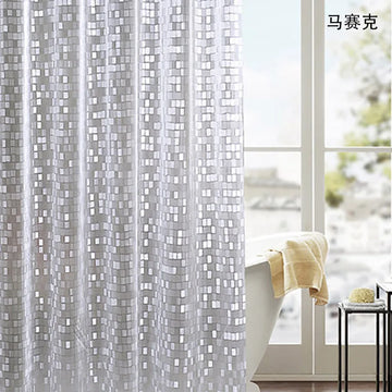 rideau douche moderne transparent gris clair blanc motifs géométriques anneaux métalliques respectueux environnement