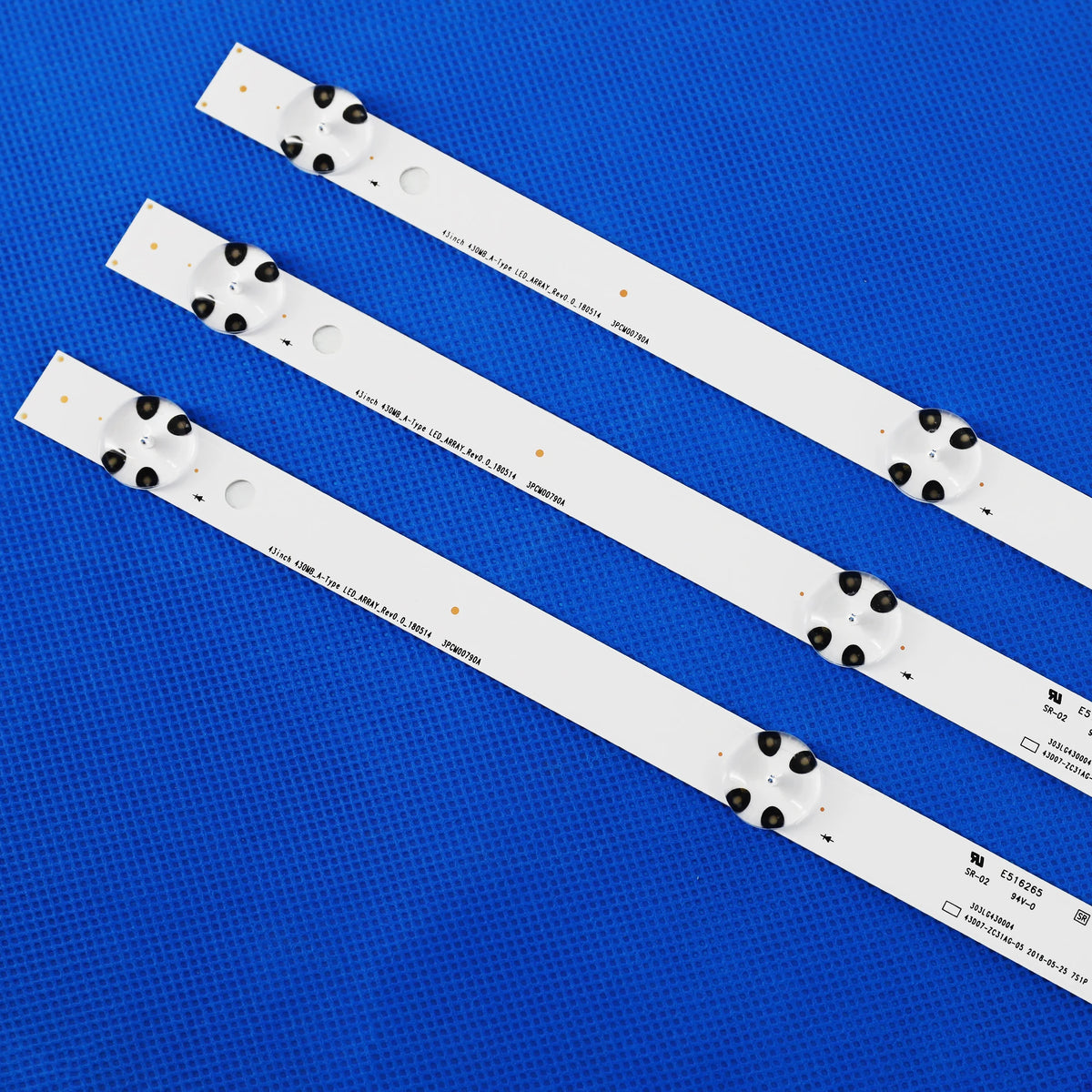 bande lumineuse led blanc points noirs moderne rétro éclairage fixations haute qualité rohs compatible