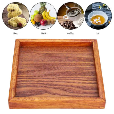 Plateau en bois massif portable couleur claire sur table