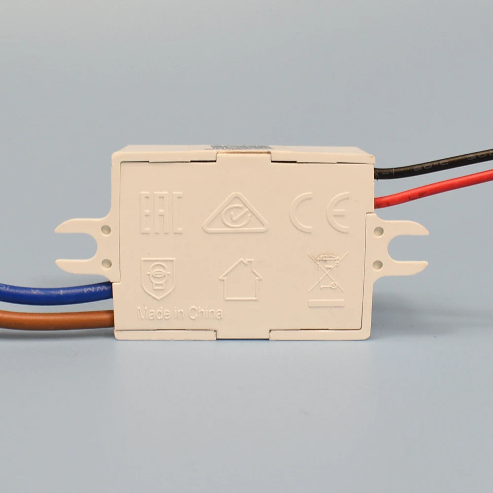 transformateur led alimentation 700mA 9V blanc câbles certification rohs tue flickfree électronique