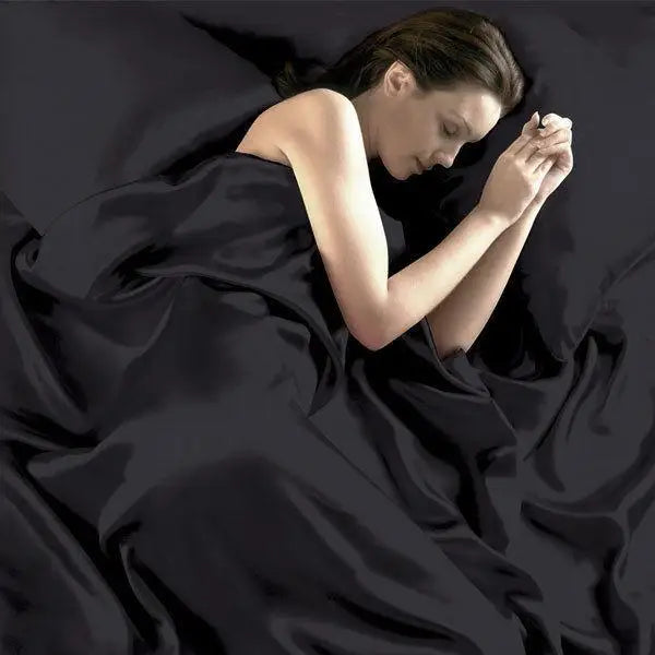 ensemble literie satiné rouge foncé noir luxueux drap housse drap plat taies oreiller lisses