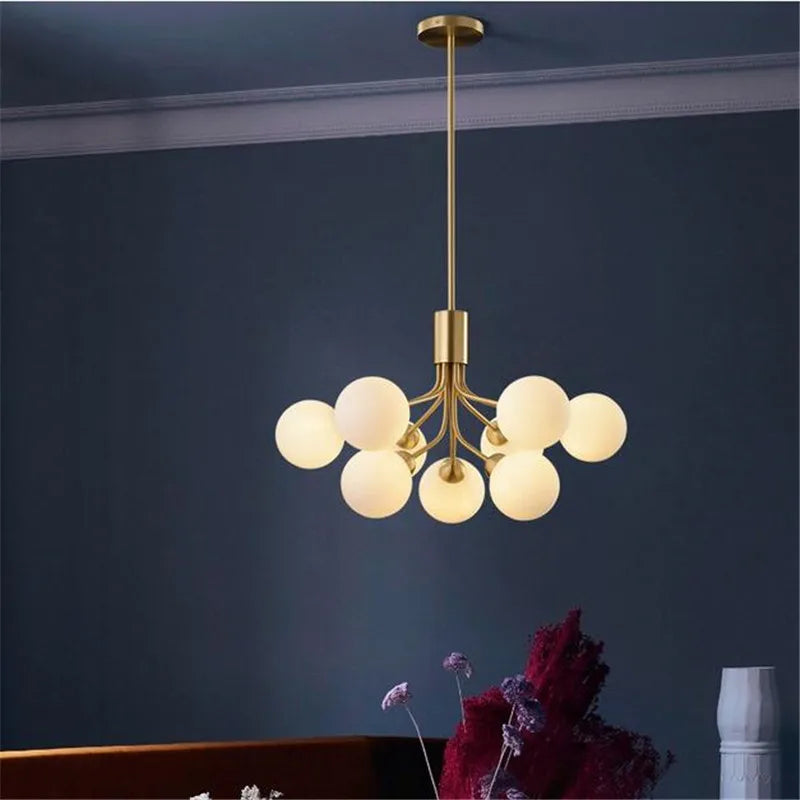 Suspension lumineuse moderne ornement boules translucides structure métallique or blanc