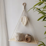 étagère murale suspendue macramé bois bois franges décoration boho chambre salon