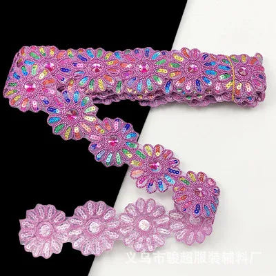 ruban décoratif fleurs strass brodé polyester rose bleu orange jaune marron opacité 6cm large