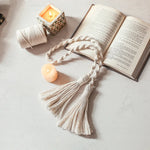 rideaux boho chic tissés main rubans décoratifs coton opaques beige clair noecs ornements