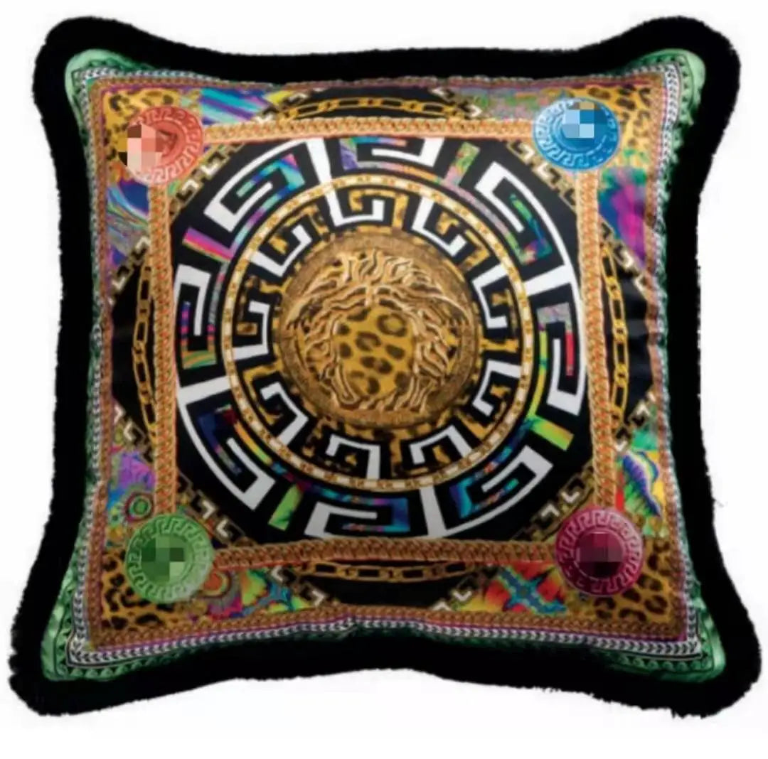 coussin décoratif motif léopard imprimé bordure frangée animalier coton polyester bleu jaune marron