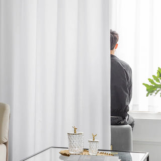 rideaux blancs semi transparents plissés moderne tringle rideau dimensions variées chambre salon