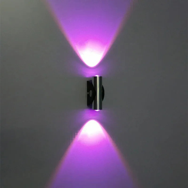 lampe murale moderne argentée noire éclairage maison lisse mat salon chambre