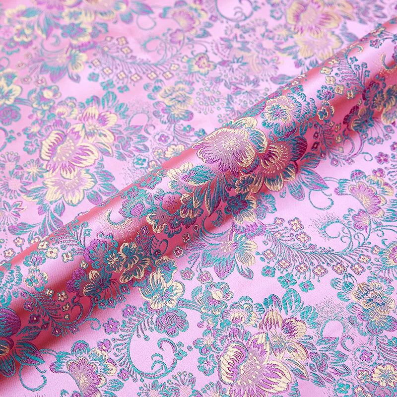 tissu brocart fleurs rouge rose jaune bleu polyester durable qualité jacquard teint decoration materiau