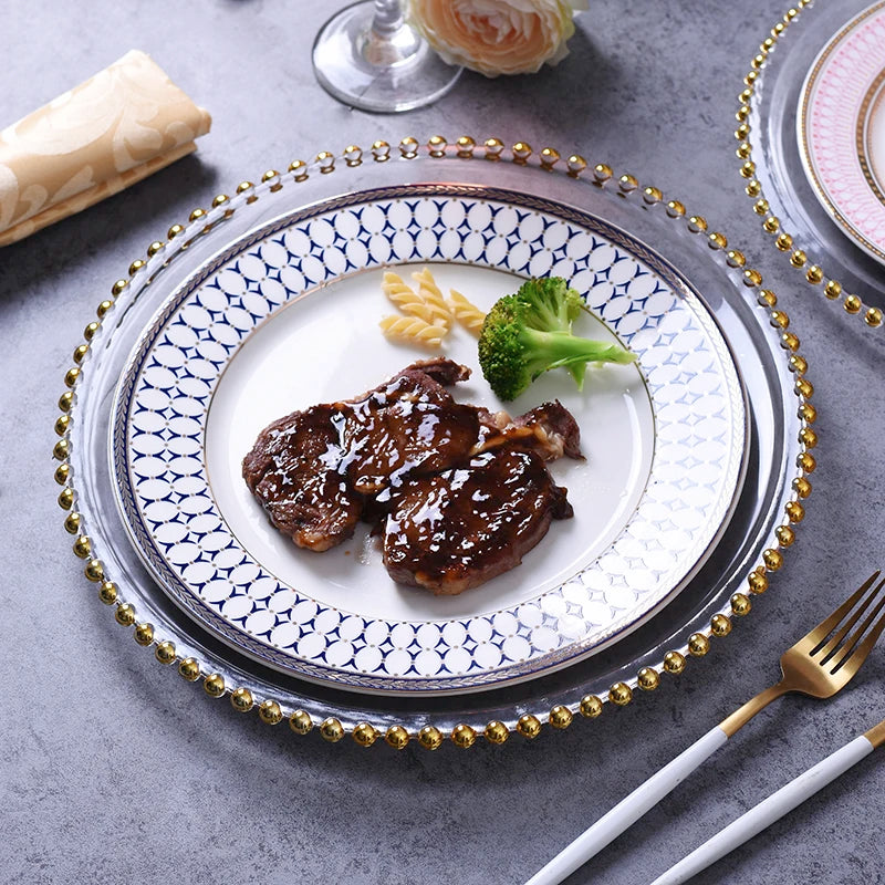 assiettes rondes élégantes céramique motif géométrique blanc or opaques service table