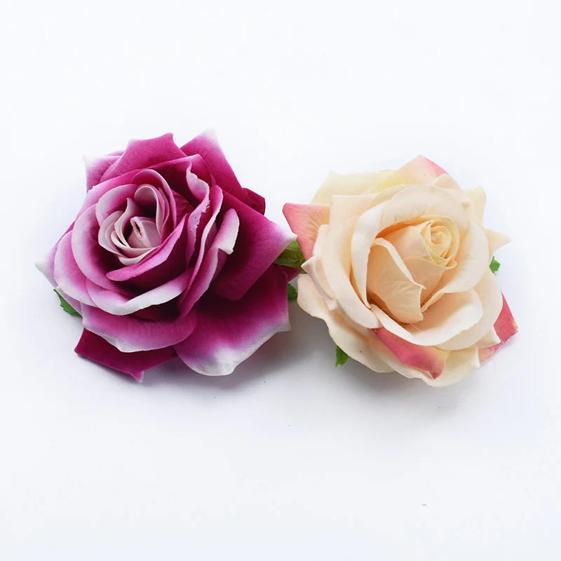 décoration intérieure roses artificielles velours violet rose rouge beige blanc