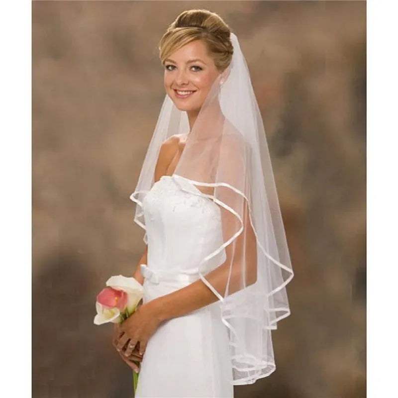 voile mariée deux couches blanche classique élégante tulle épaules clips transparent légèrement opaque finement
