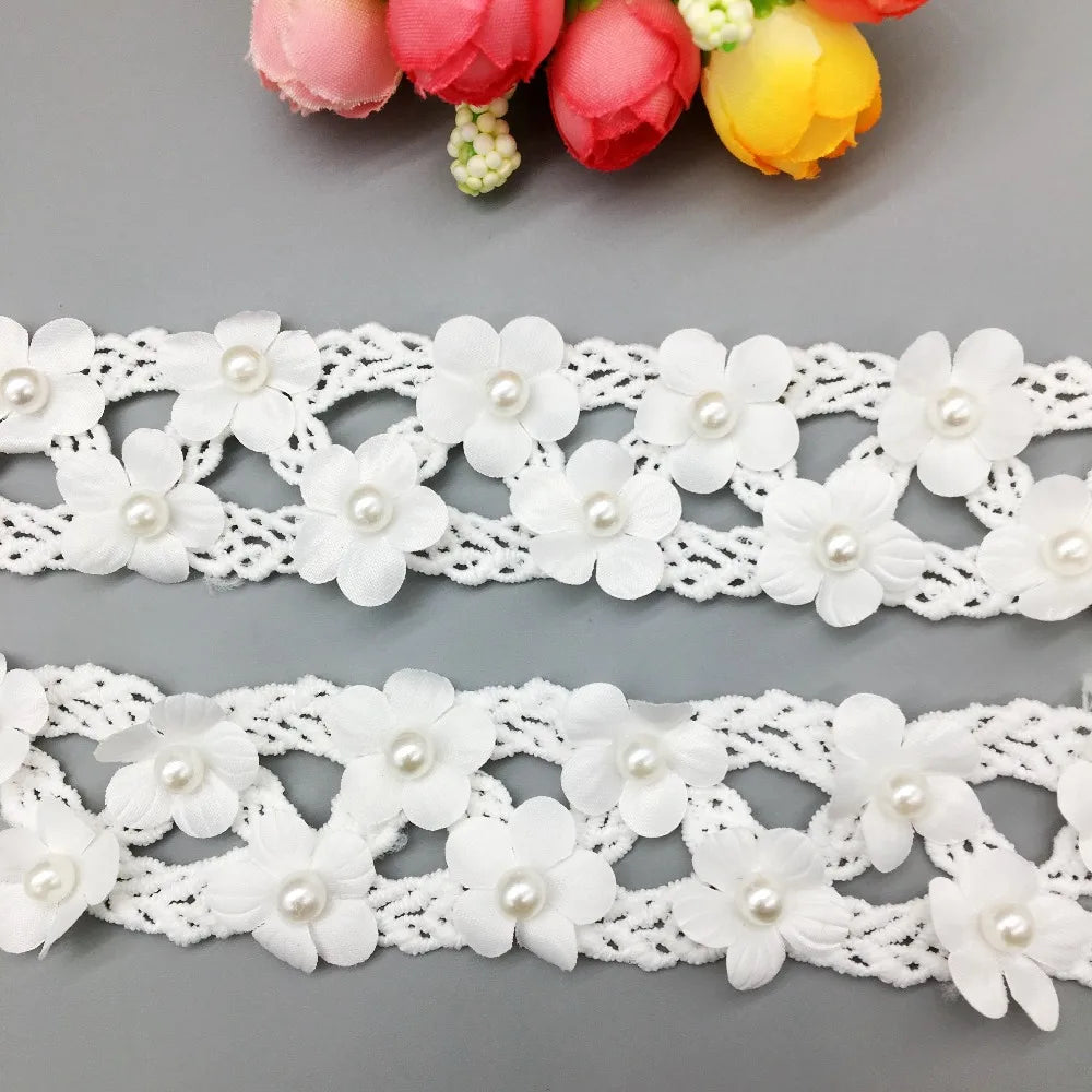 ruban dentelle fleurs blanches romantique mariage décoratif coton polyester large choix utilisation polyvalente création
