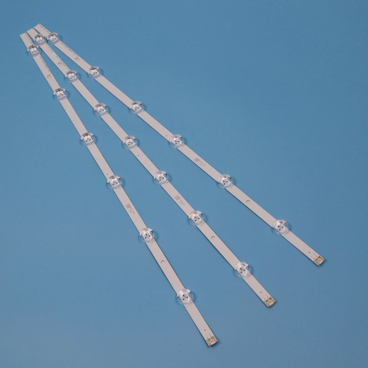 ruban lumineux led blanc adhésif moderne minimaliste remplacement télévision éclairage pièce neuf garantie lumineuses