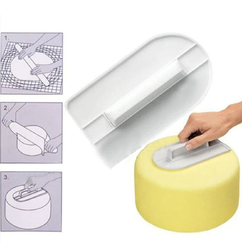outils pâtisserie spatules blanc jaune plat lisse fondant décoration gâteau accessoire cuisine pratique moderne