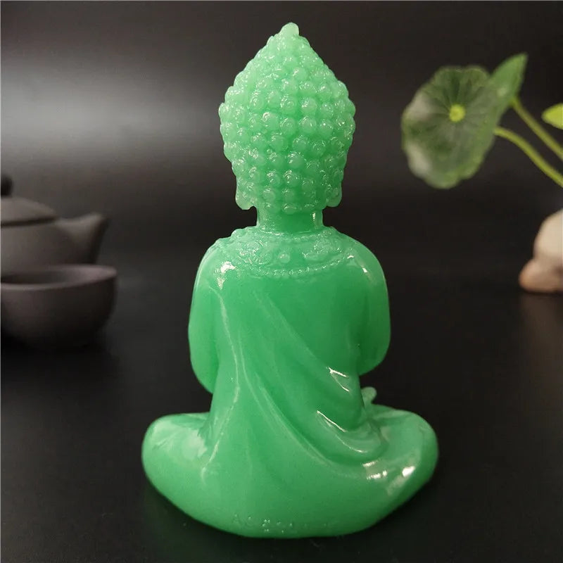 statue bouddha vert clair relief sculpté artisanal traditionnel décoration intérieure glow