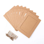 cadres photo papier kraft noir marron blanc suspension pinces bois décoration murrale rustic vintage