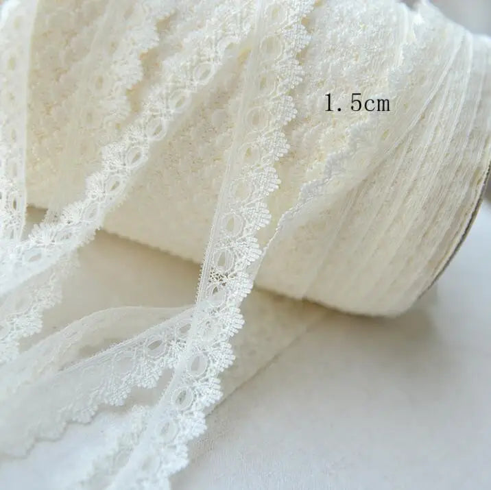 ruban dentelle 10 mètres blanc motifs circulaires décorations classique broderie accessoire couture écologique polyester