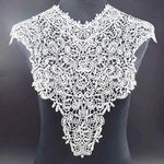 dentelle fine blanche fleurs motifs géométriques broderie opacité tissu polyester couture robe chemisier decoration