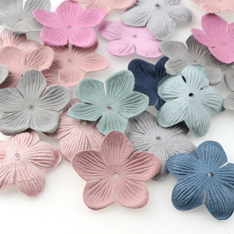 Fleurs roses en cuir pour décoration maison