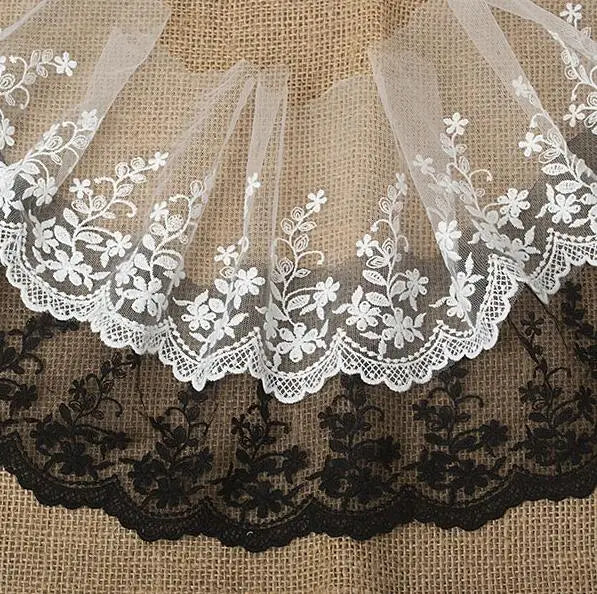 dentelle fine coton blanc noir fleurs décor mariage 15cm paillettes classique erotique echangiste erotique