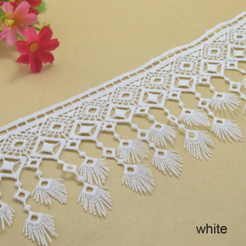 ruban dentelle polyester blanc motif géométrique franges largeur 9cm classique bricolage couture decoration écologique