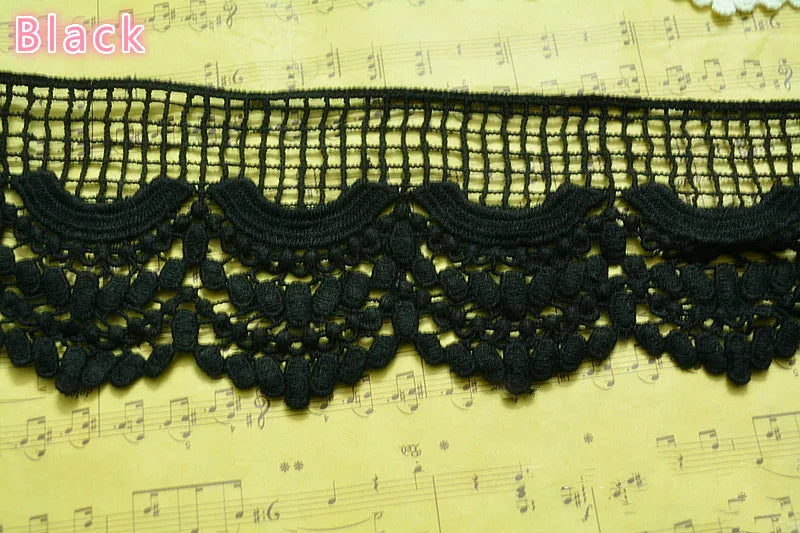rubans dentelle fine motifs floraux noir beige blanc cassé classique élégant soluble l'eau écologique