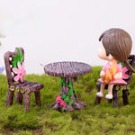 miniatures meubles rustiques table chaise figurines amour fleurs imitation bois texturé decoration chambre enfants