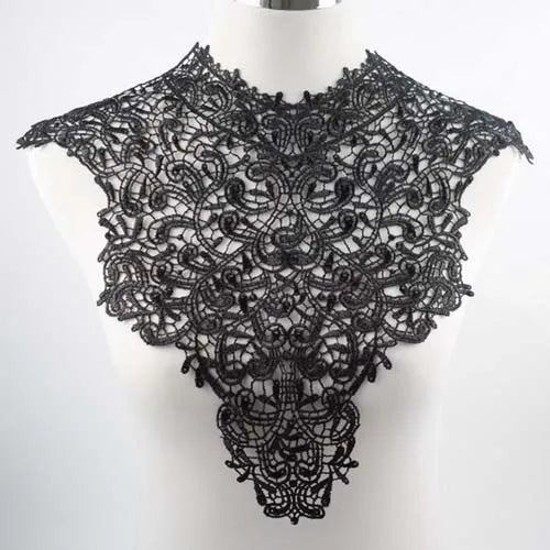 dentelle fine blanche fleurs motifs géométriques broderie opacité tissu polyester couture robe chemisier decoration